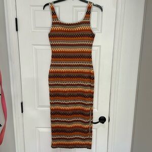 Orange midi dress size large. New without tag